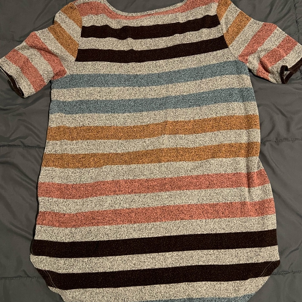 Maurices 24/7 Heather Gray Multicolor Striped Top - Picture 3 of 3